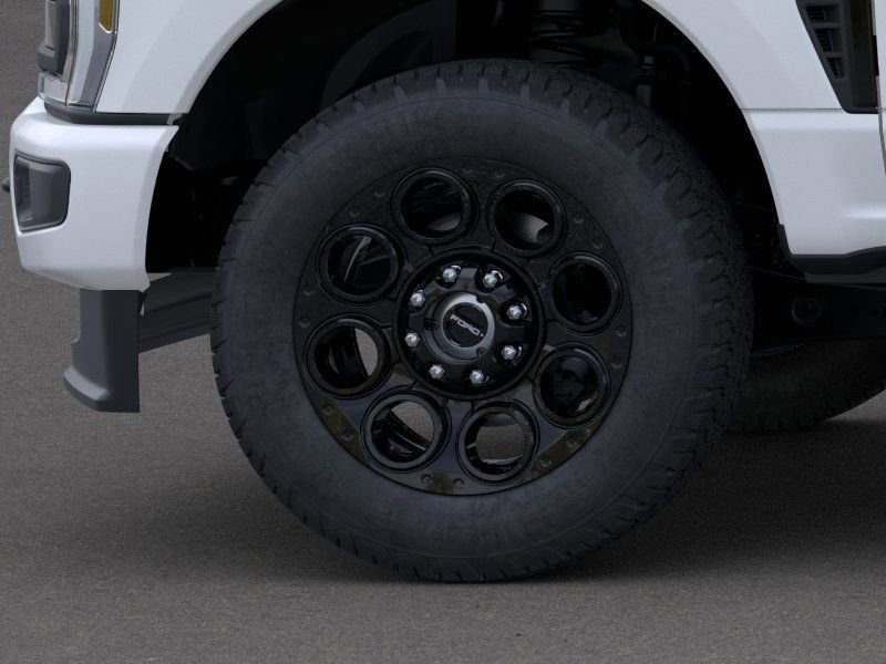 2025 Ford F-250 Lariat photo 17
