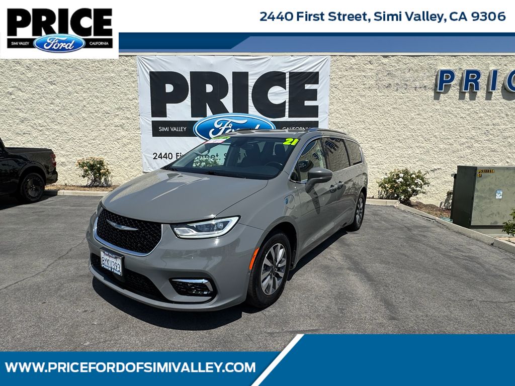 Used 2021 Chrysler Pacifica Hybrid Touring L