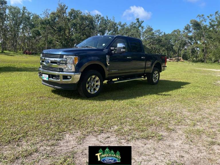 2017 Ford F-250 LARIAT Crew Cab 4X4 Diesel
