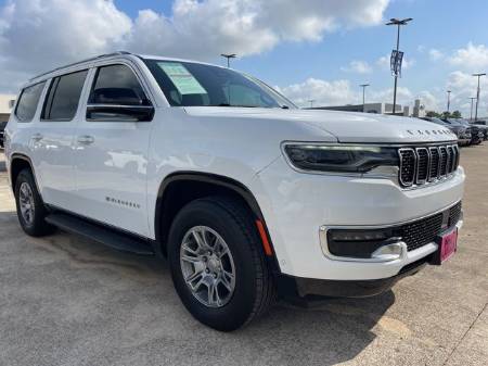 2023 Jeep Wagoneer Base