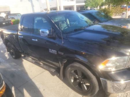 2018 RAM 1500 SLT
