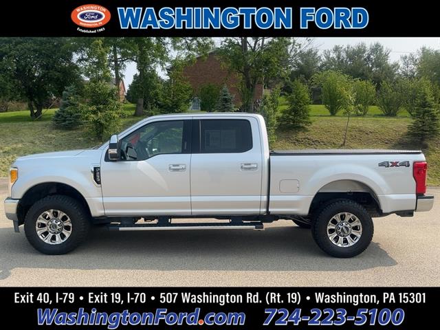 2017 Ford Super Duty F-250 SRW LARIAT
