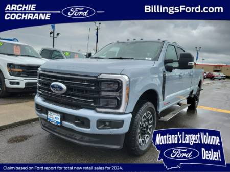 2025 Ford Super Duty F-350 SRW PLATINUM