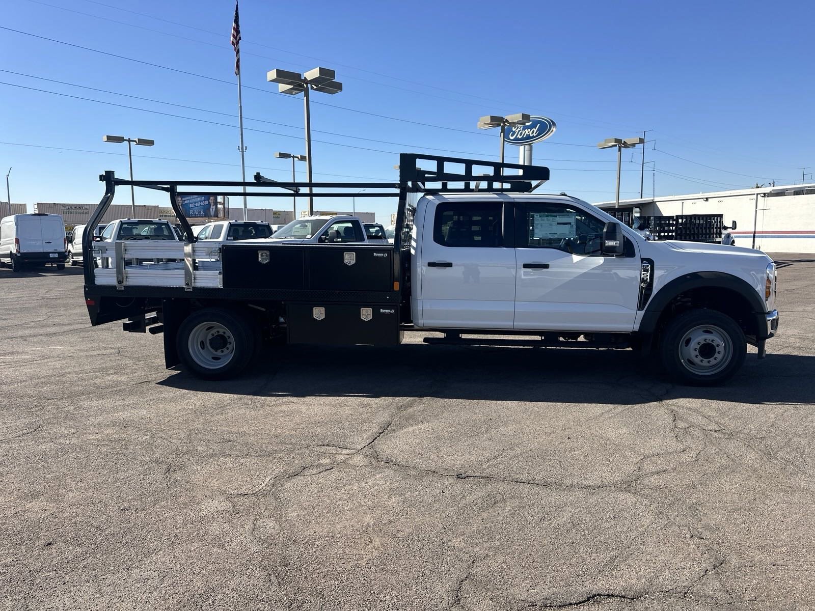2024 Ford F-450 XL photo 2