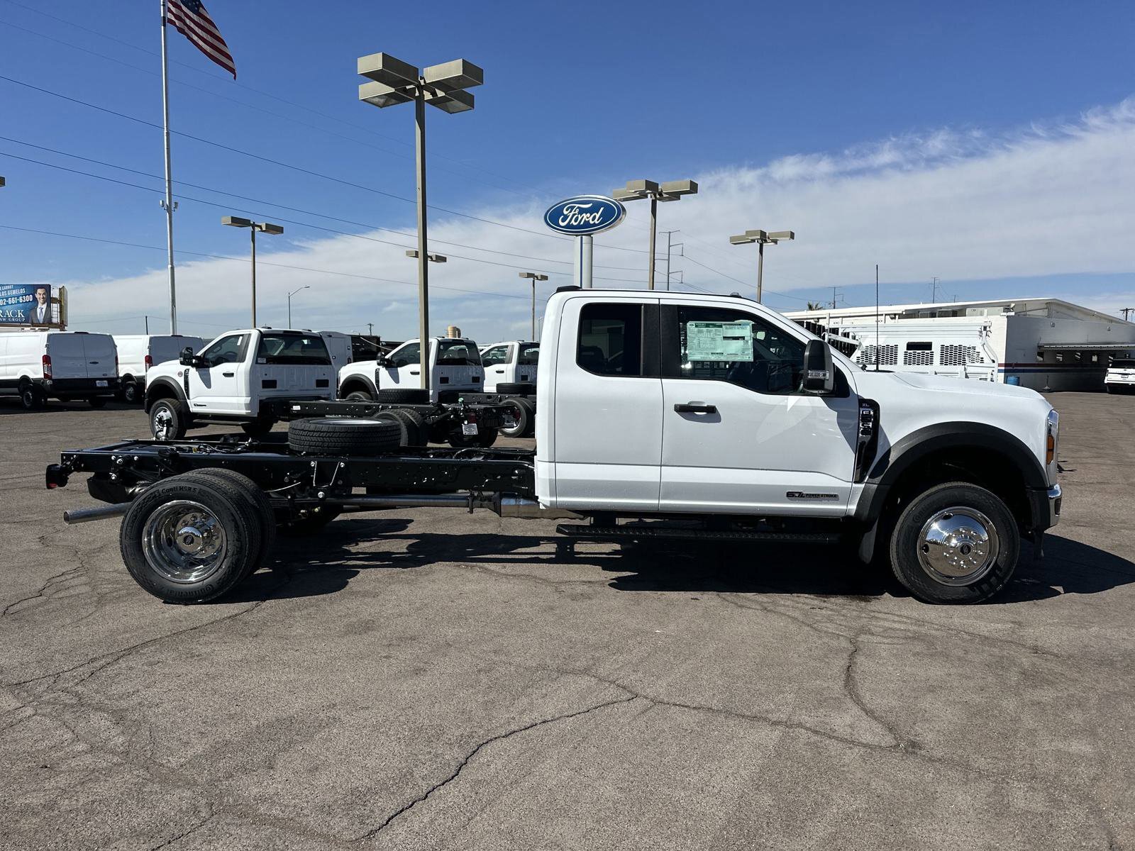 2025 Ford F-550 XL photo 2