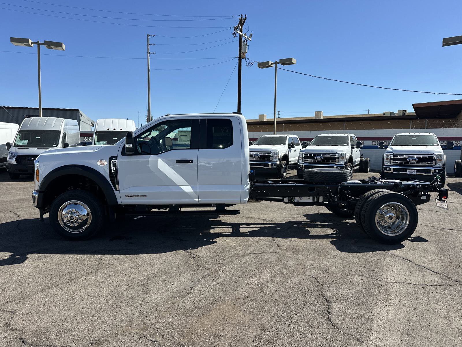 2025 Ford F-550 XL photo 4