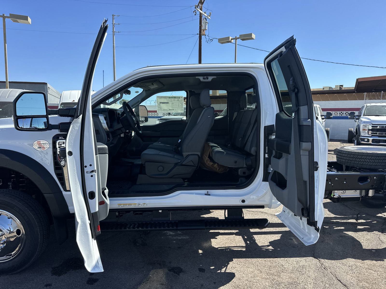 2025 Ford F-550 XL photo 21