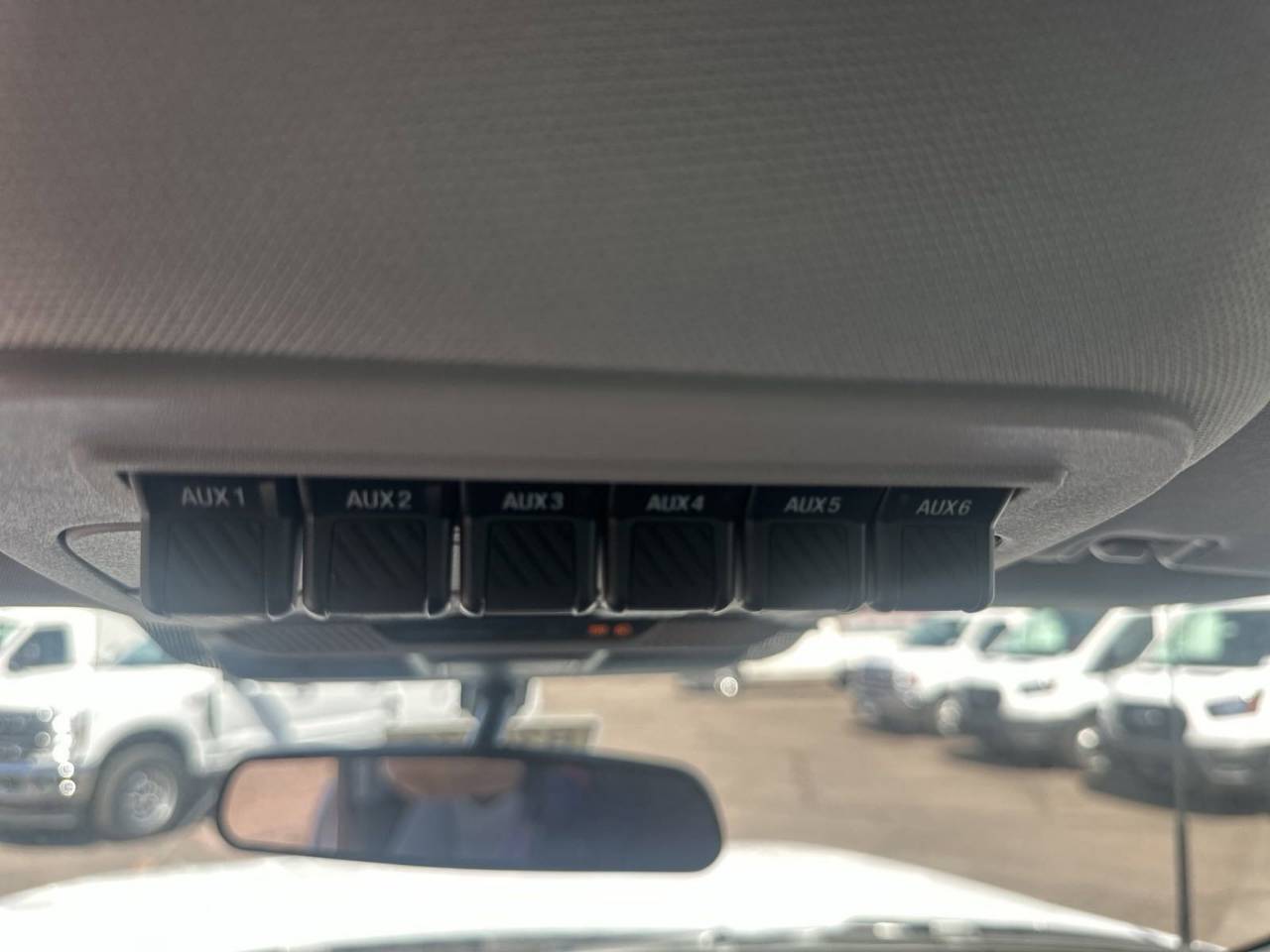 2025 Ford F-550 Super Duty Chassis Cab XL - Photo 33