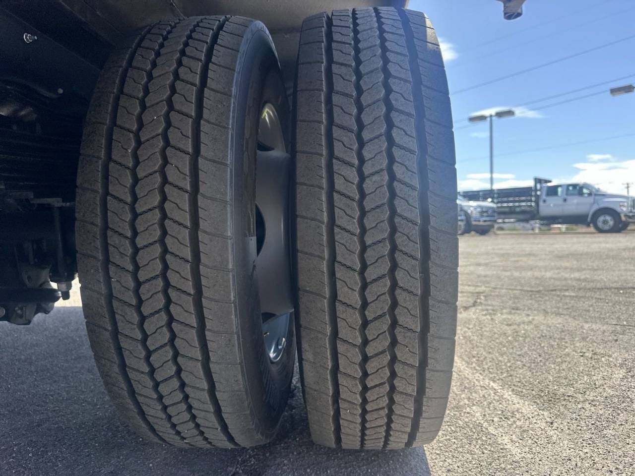 2025 Ford F-550 Super Duty Chassis Cab XL - Photo 45