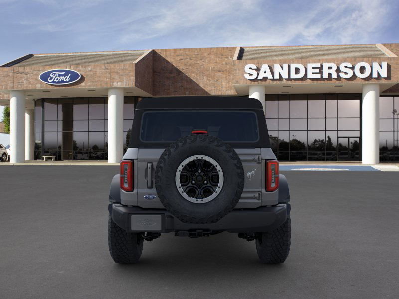 2024 Ford Bronco Outer Banks photo 5