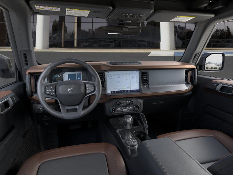 2024 Ford Bronco Outer Banks photo 9
