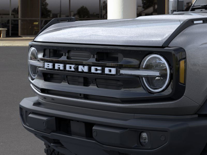 2024 Ford Bronco Outer Banks photo 19