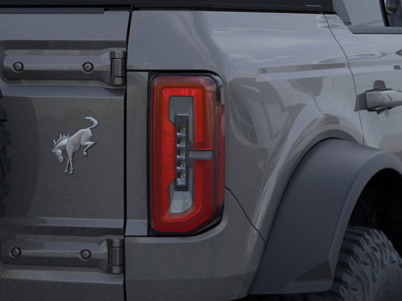 2024 Ford Bronco Outer Banks photo 23