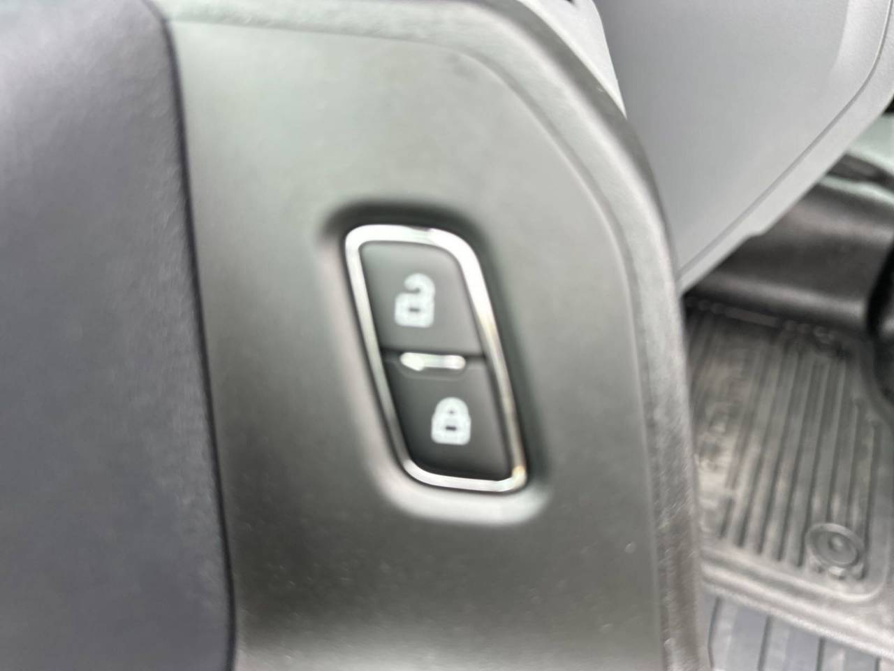 2024 Ford F-550 Super Duty Chassis Cab XL - Photo 18