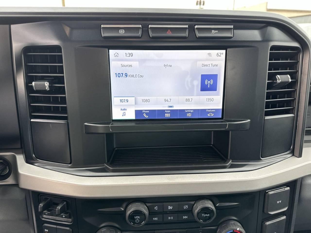 2024 Ford F-550 Super Duty Chassis Cab XL - Photo 20