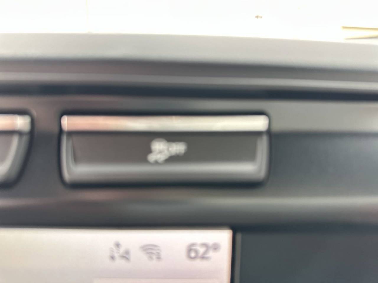 2024 Ford F-550 Super Duty Chassis Cab XL - Photo 28