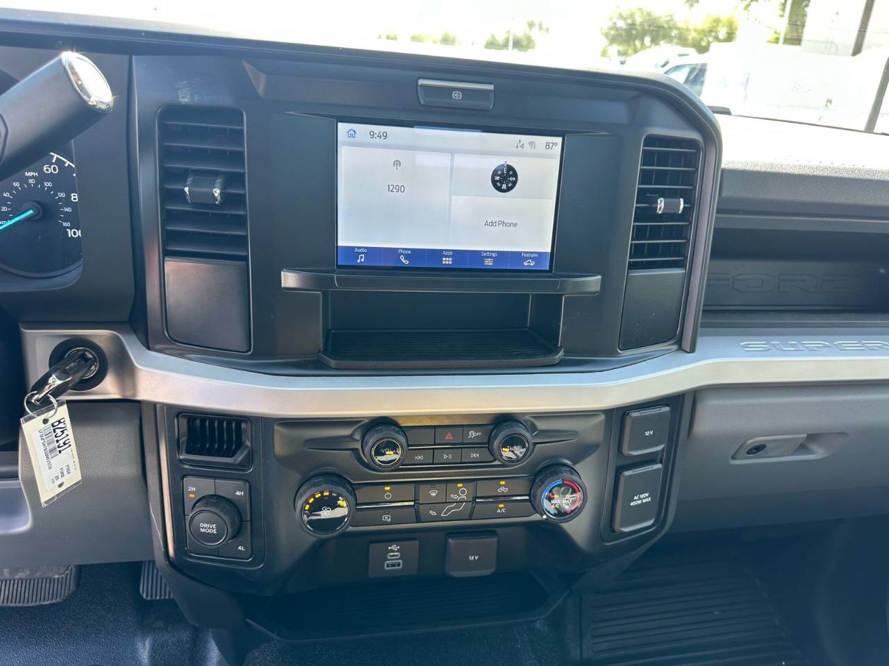 2025 Ford F-550 Super Duty Chassis Cab XL - Photo 13