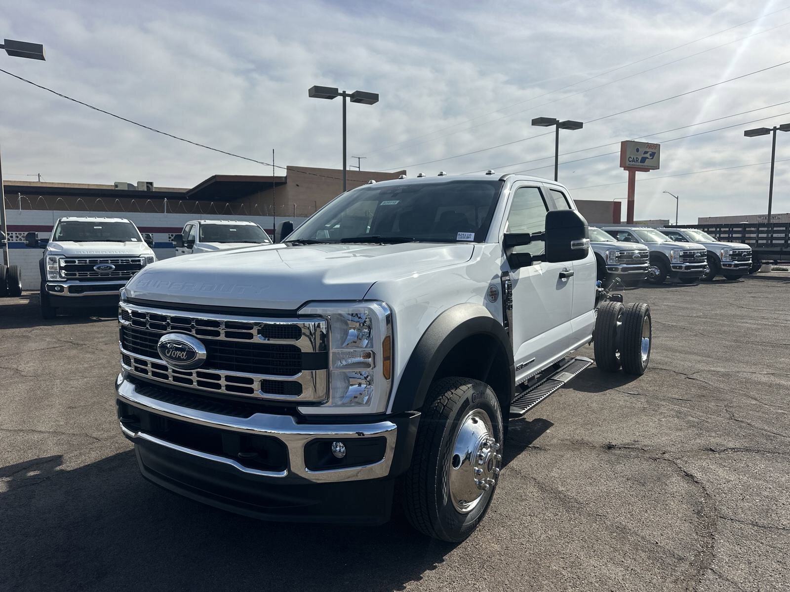 2025 Ford F-550 XL photo 5