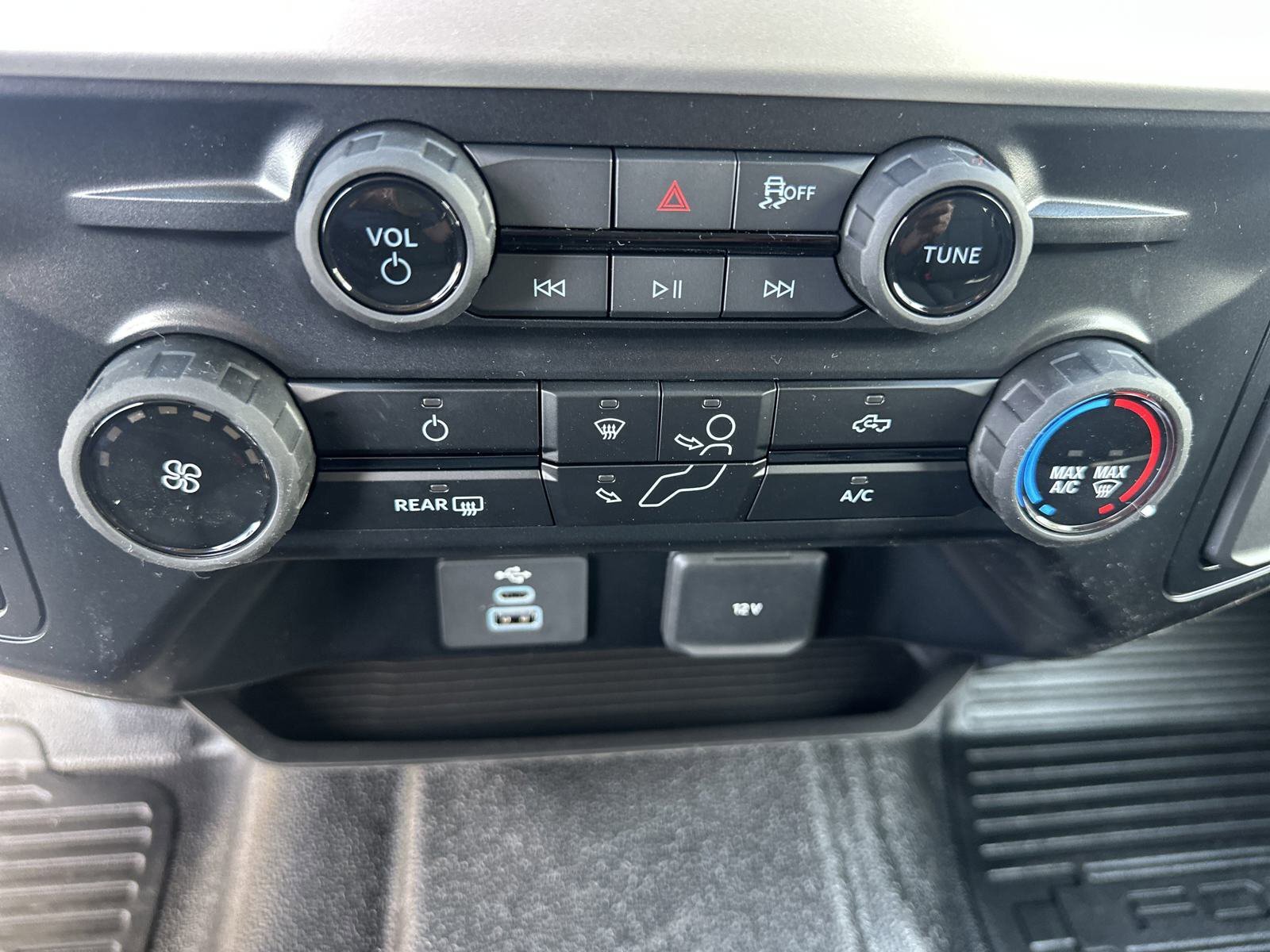 2025 Ford F-550 XL photo 11