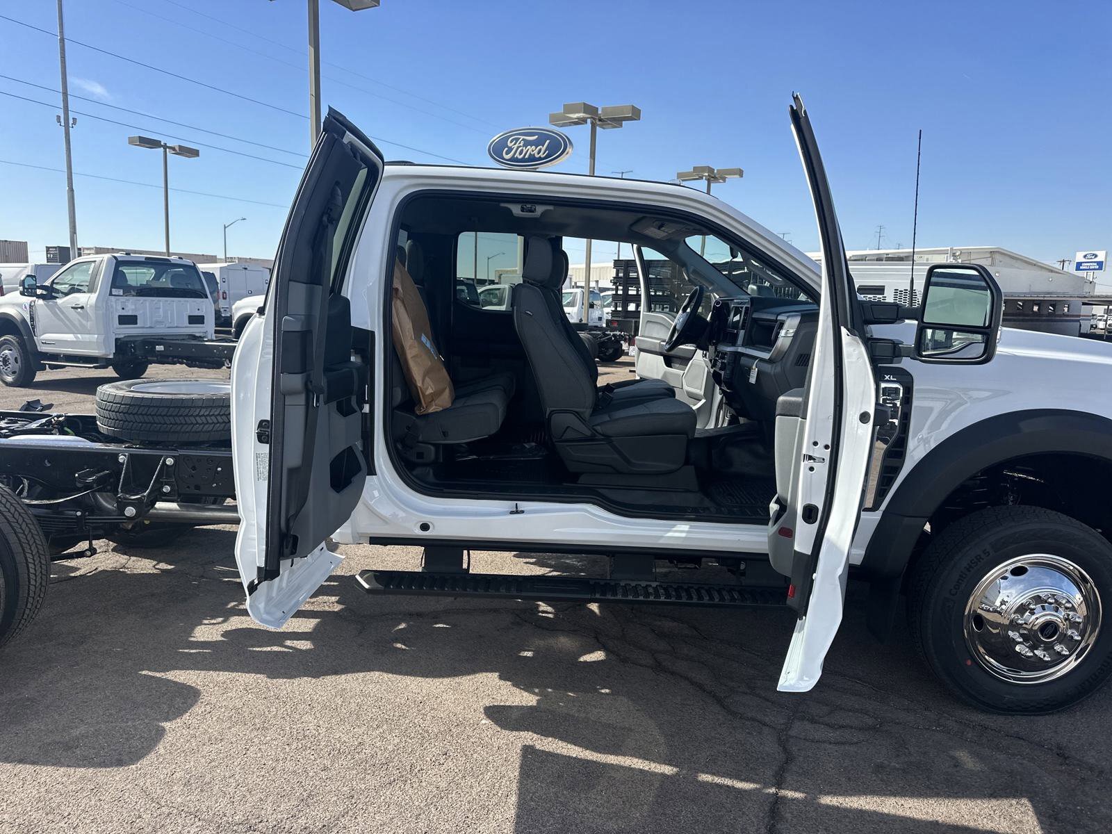 2025 Ford F-550 XL photo 26