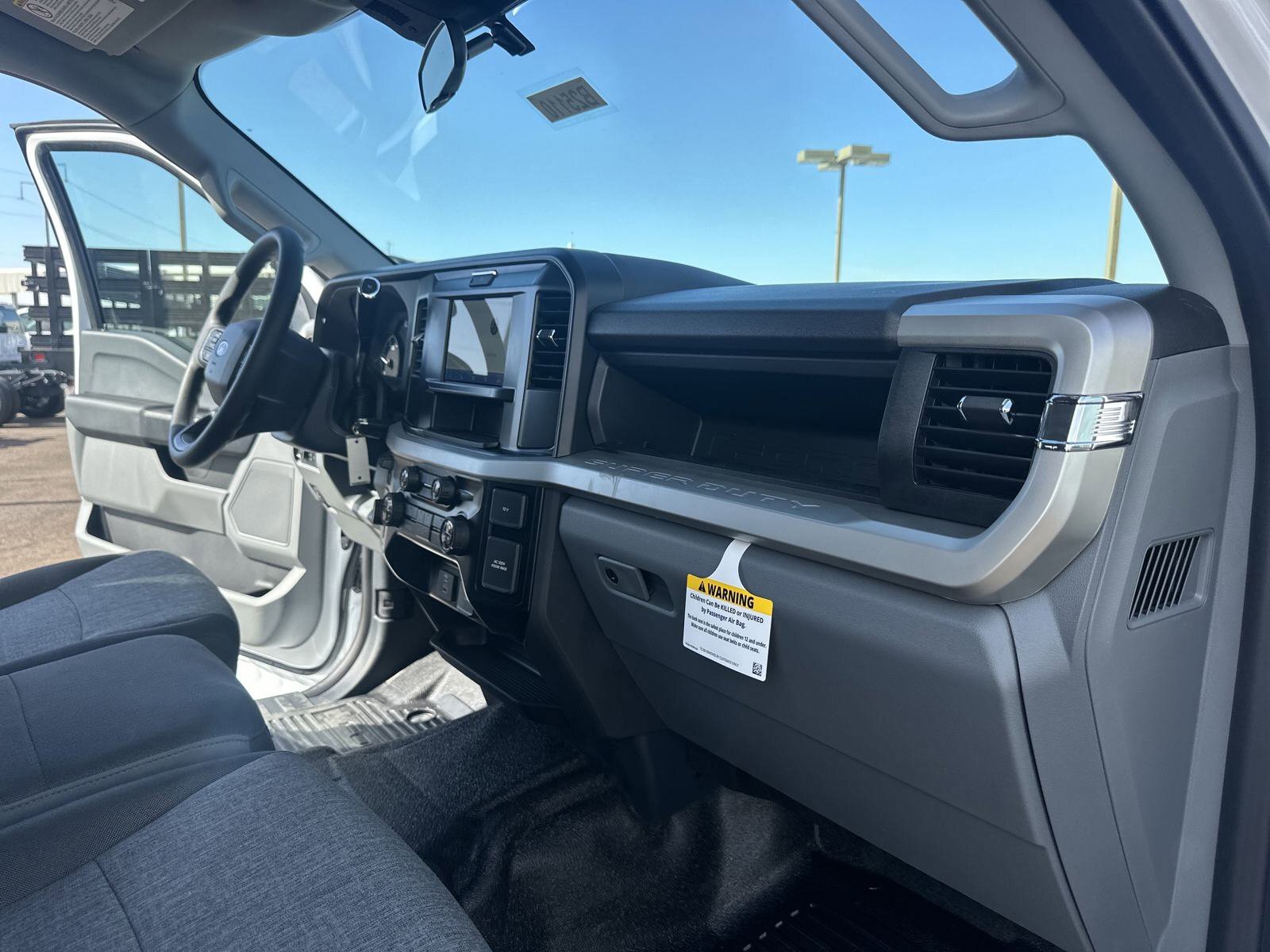 2025 Ford F-550 XL photo 27