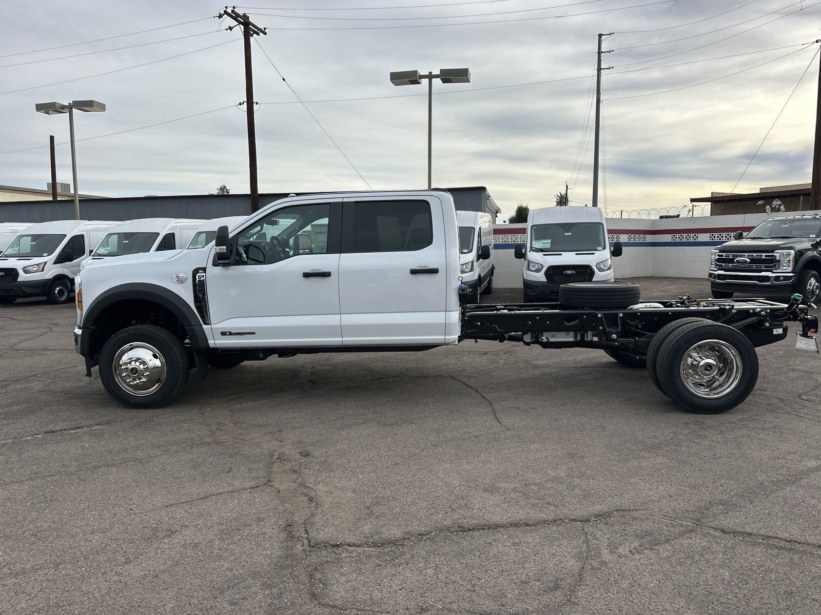 2024 Ford F-550 XL photo 4
