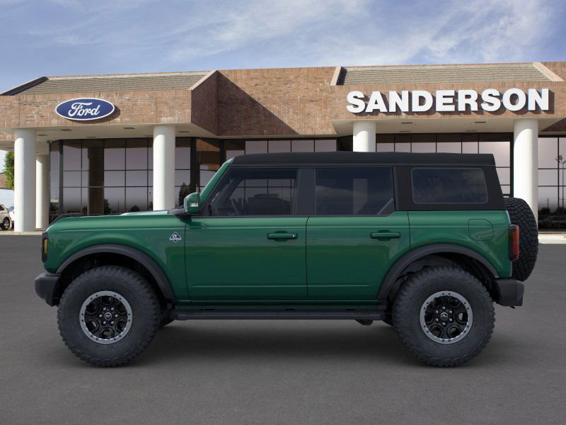 2024 Ford Bronco Outer Banks photo 3