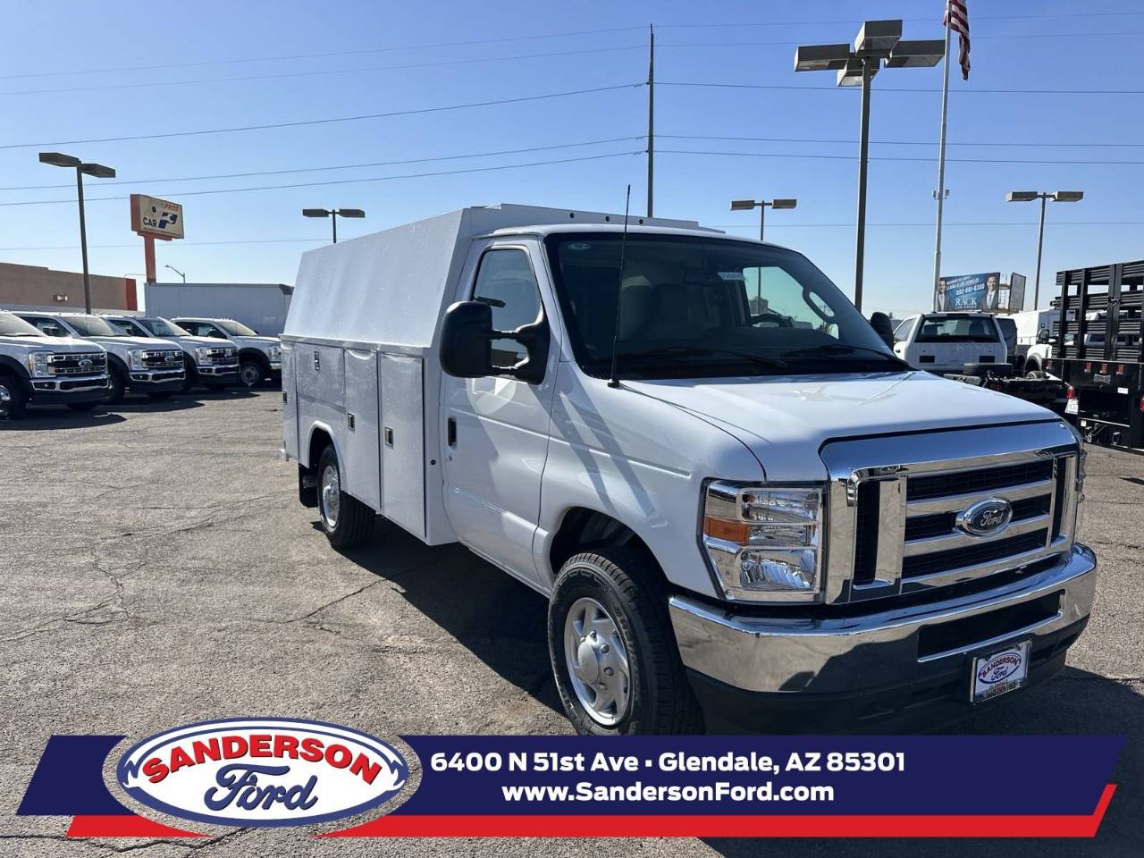 2025 Ford E-Series Cutaway Base's photo