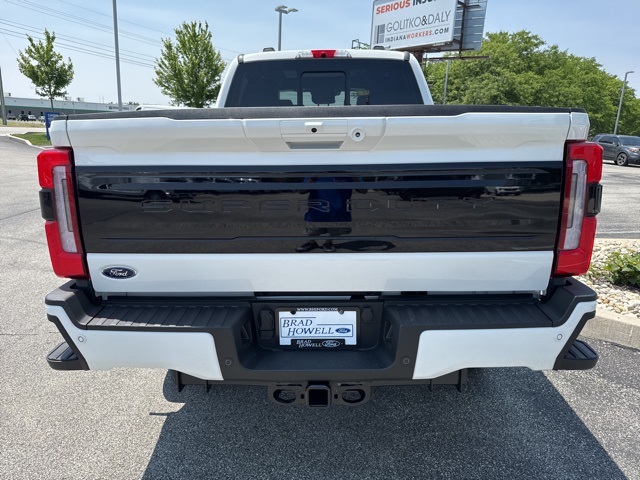 2025 Ford F-350 photo 4