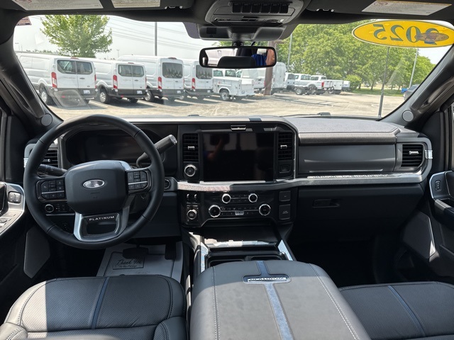 2025 Ford F-350 photo 6