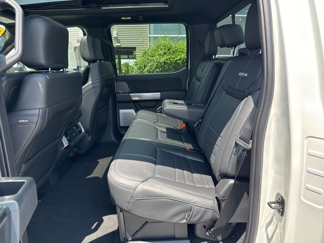 2025 Ford F-350 photo 18