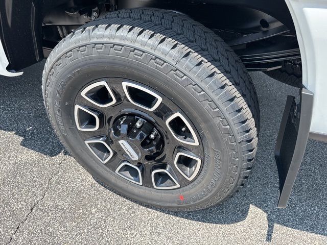 2025 Ford F-350 photo 22
