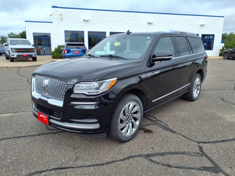 2024 Lincoln Navigator Premiere