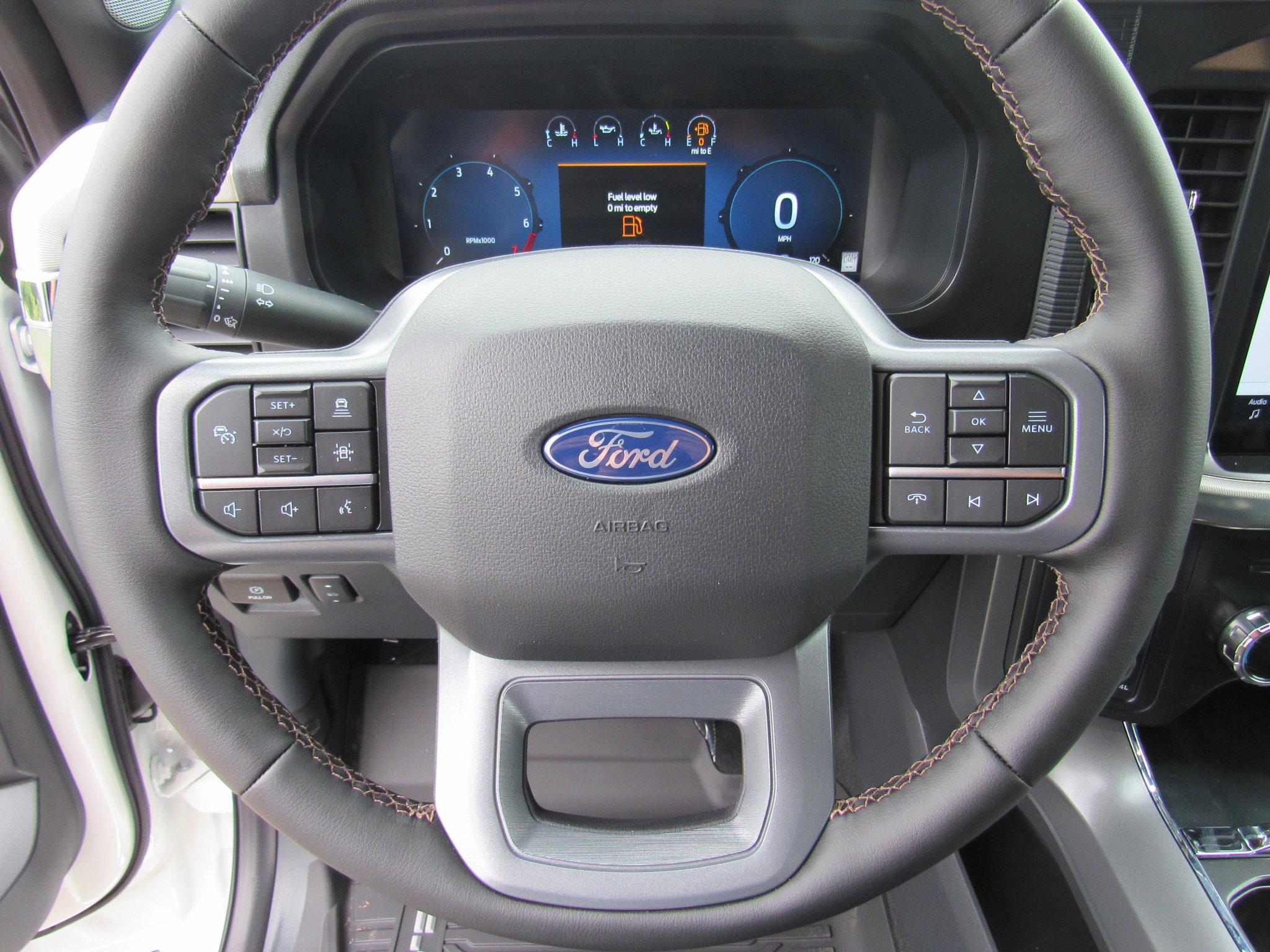 2025 Ford F-150 Lariat photo 22
