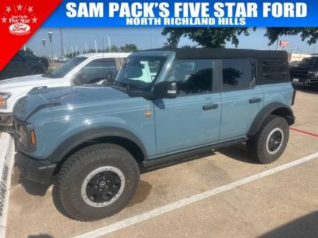 2023 Ford Bronco Badlands