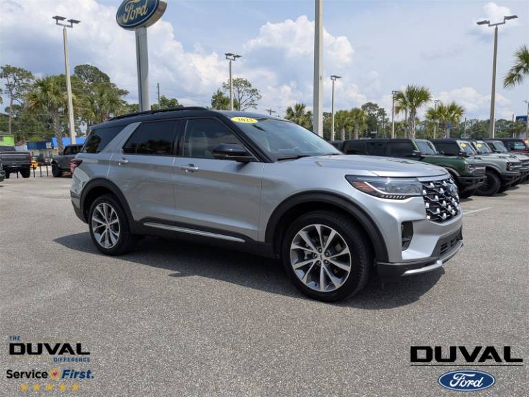 2025 Ford Explorer Platinum