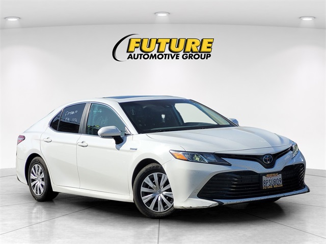 2020 Toyota Camry Hybrid LE