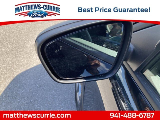 2025 Ford Escape ST-Line photo 3