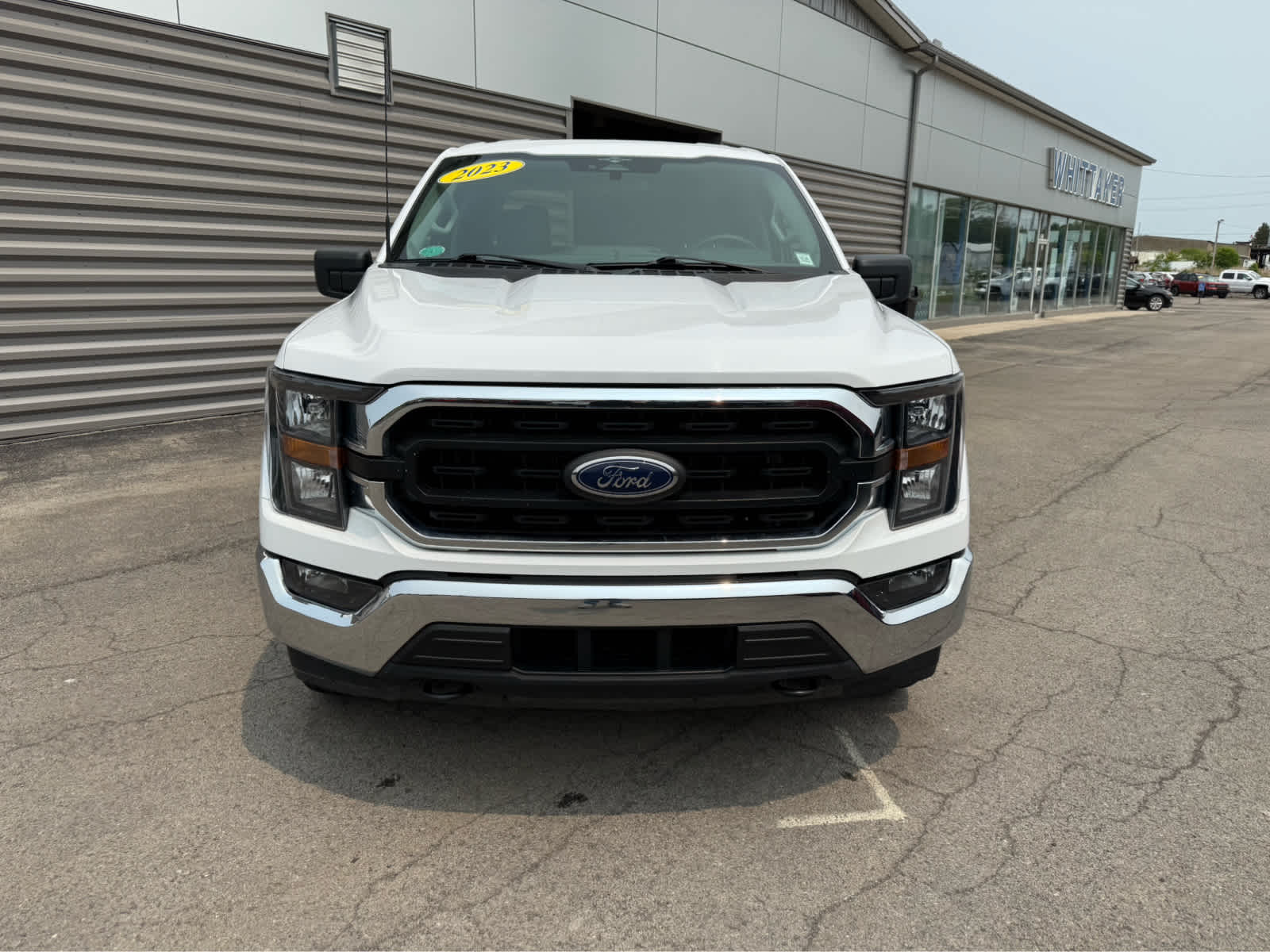 2023 Ford F-150 XLT photo 2
