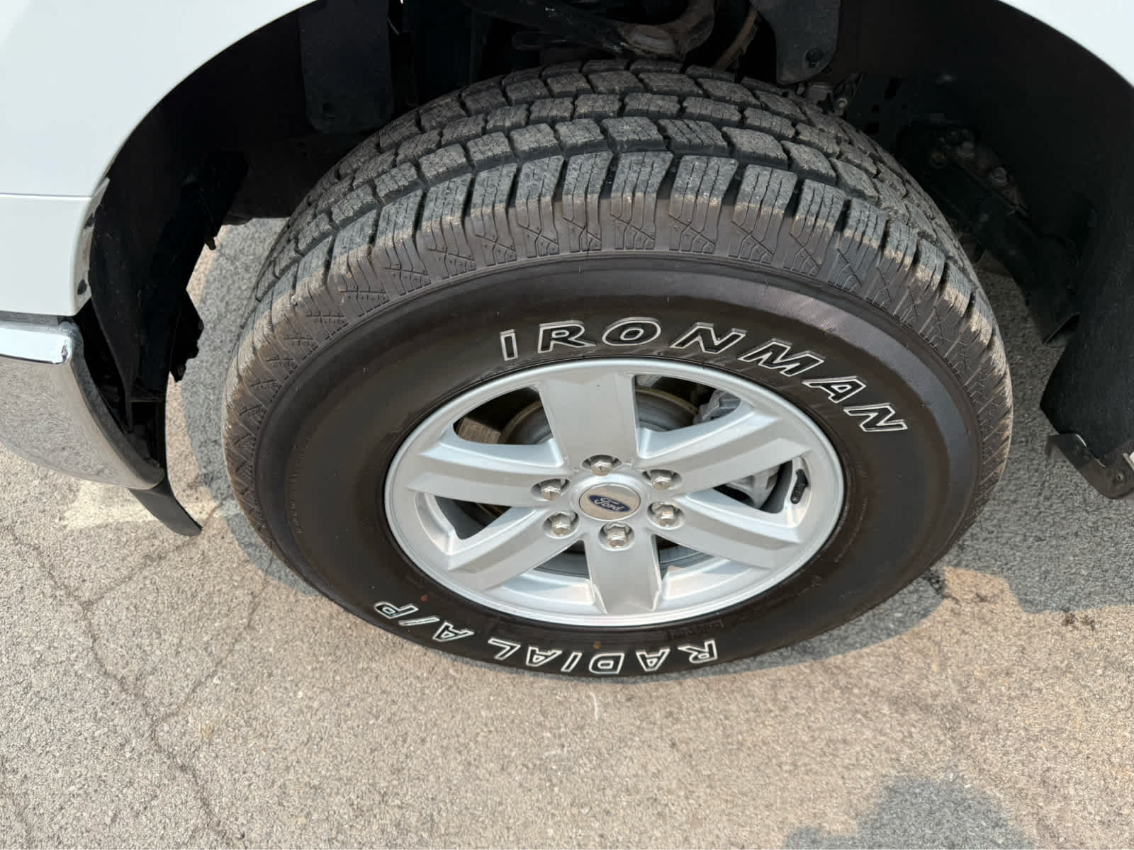 2023 Ford F-150 XLT photo 3