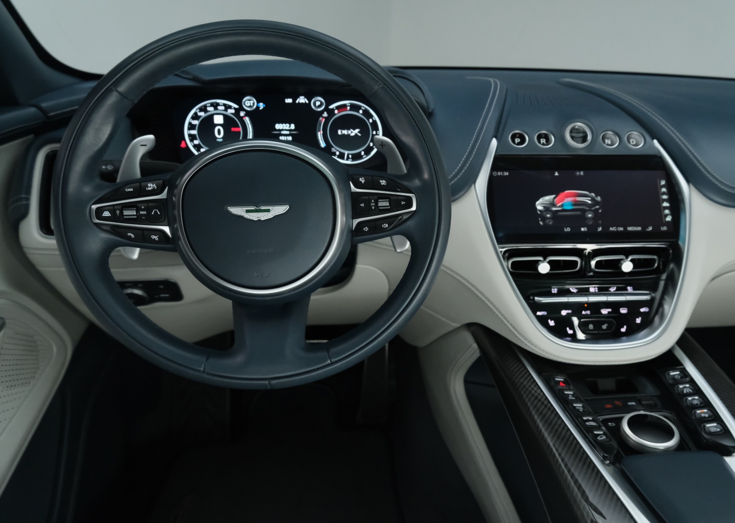 2022 Aston Martin DBX Base - Photo 11