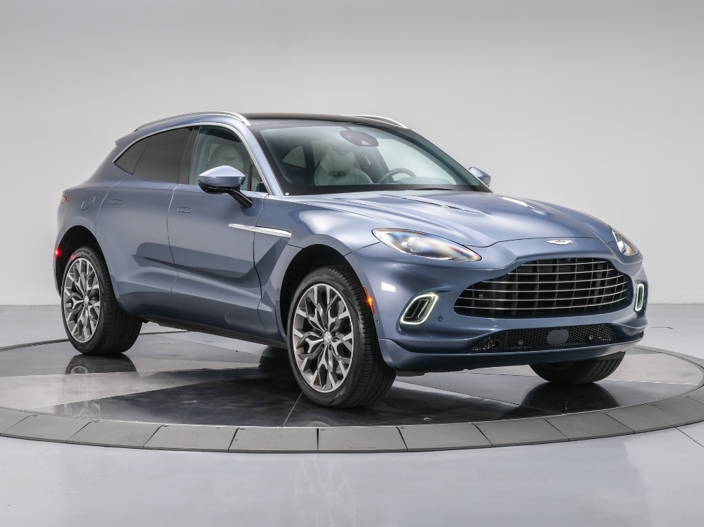2022 Aston Martin DBX Base