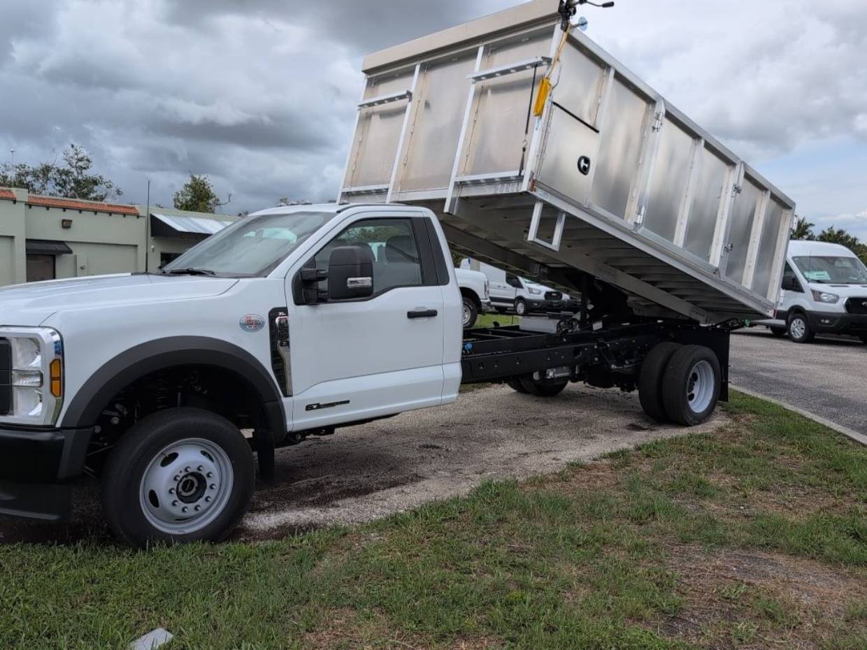 2025 Ford F-550 Super Duty Chassis Cab XL - Photo 6