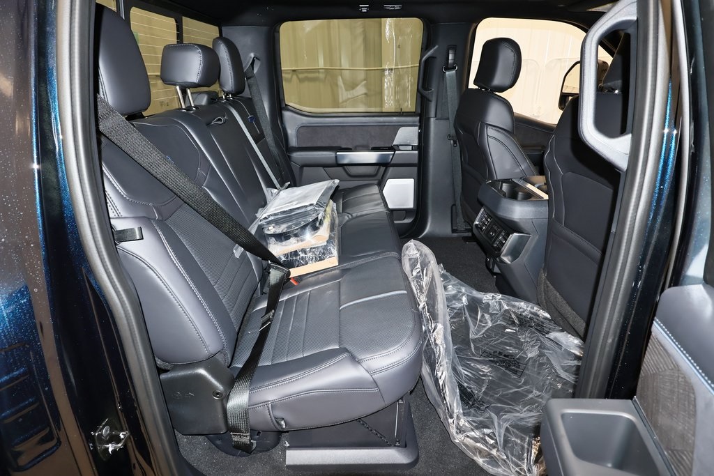 2025 Ford F-350 photo 12