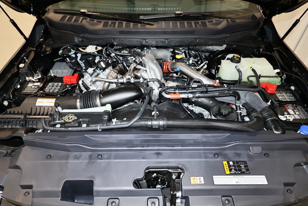 2025 Ford F-350 photo 34