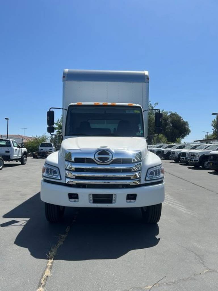 2025 Hino L6 Diesel 26FT DRY Box Van