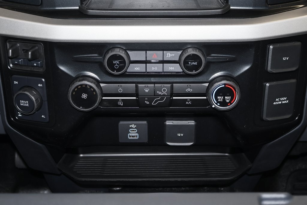 2025 Ford F-350 photo 22