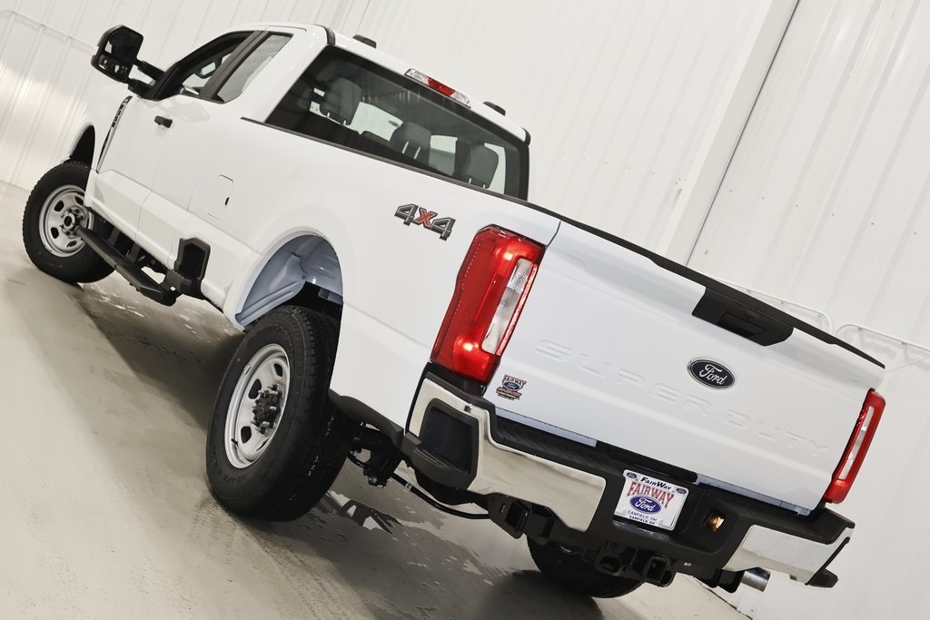 2025 Ford F-350 photo 25