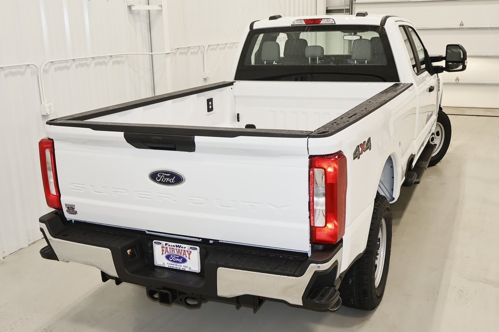 2025 Ford F-350 photo 29