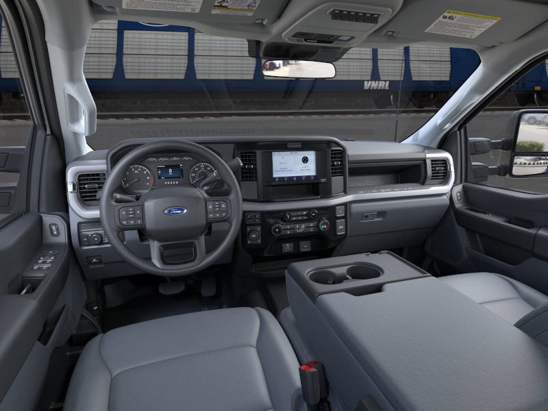 2025 Ford F-350 photo 38
